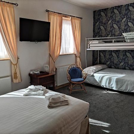 The Highfield Private Hotel ブラックプール エクステリア 写真