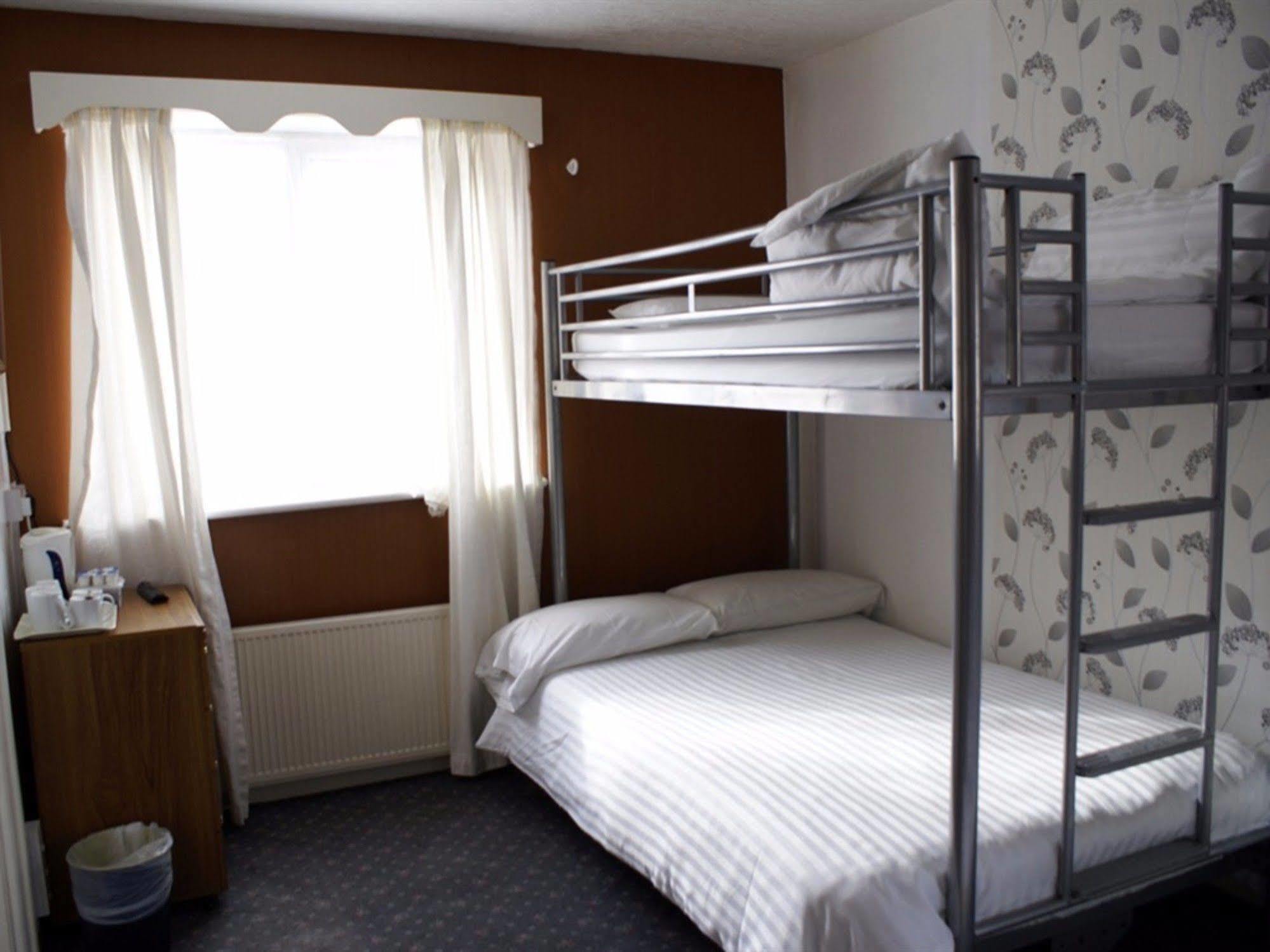 The Highfield Private Hotel ブラックプール エクステリア 写真