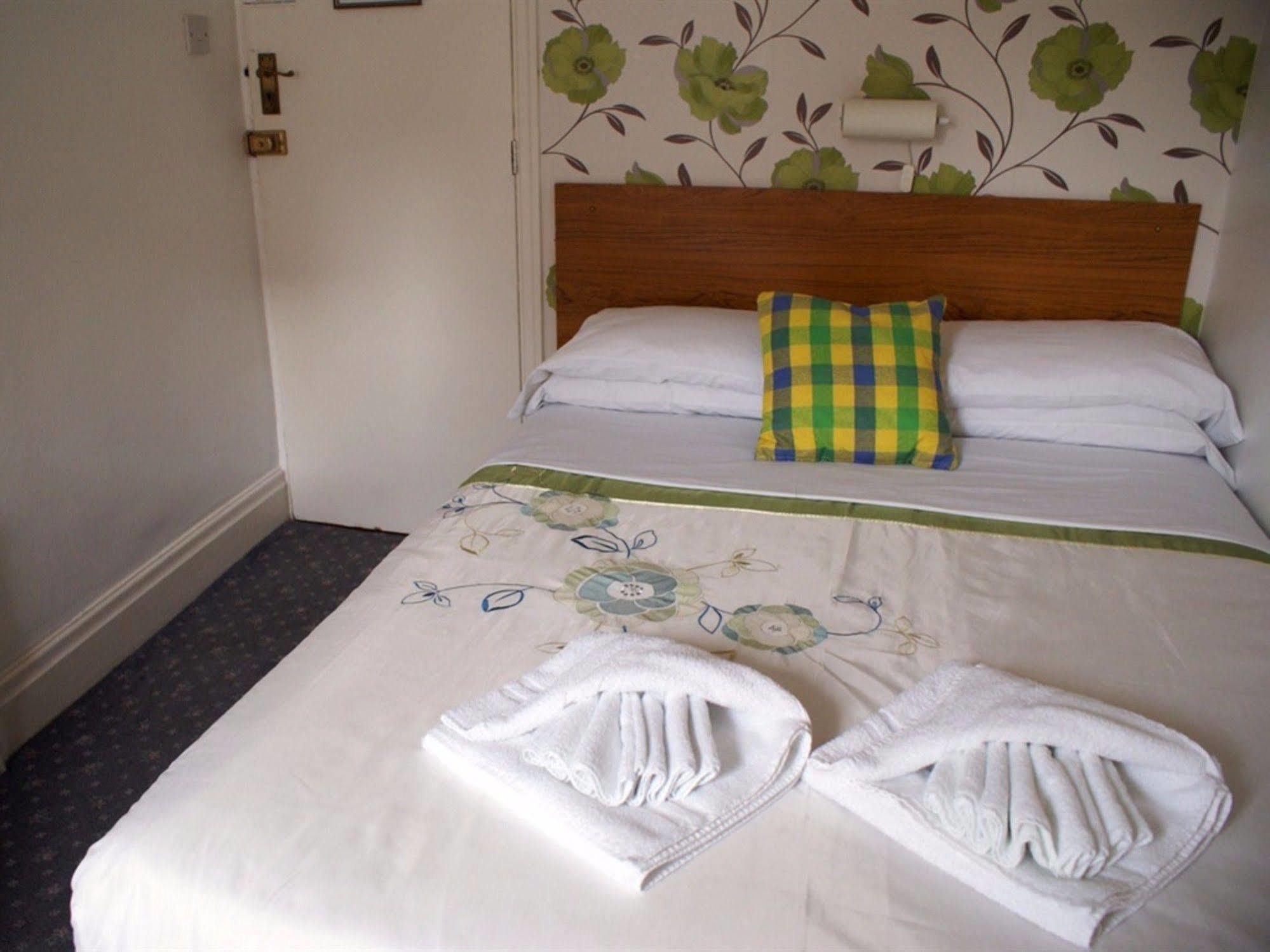 The Highfield Private Hotel ブラックプール エクステリア 写真